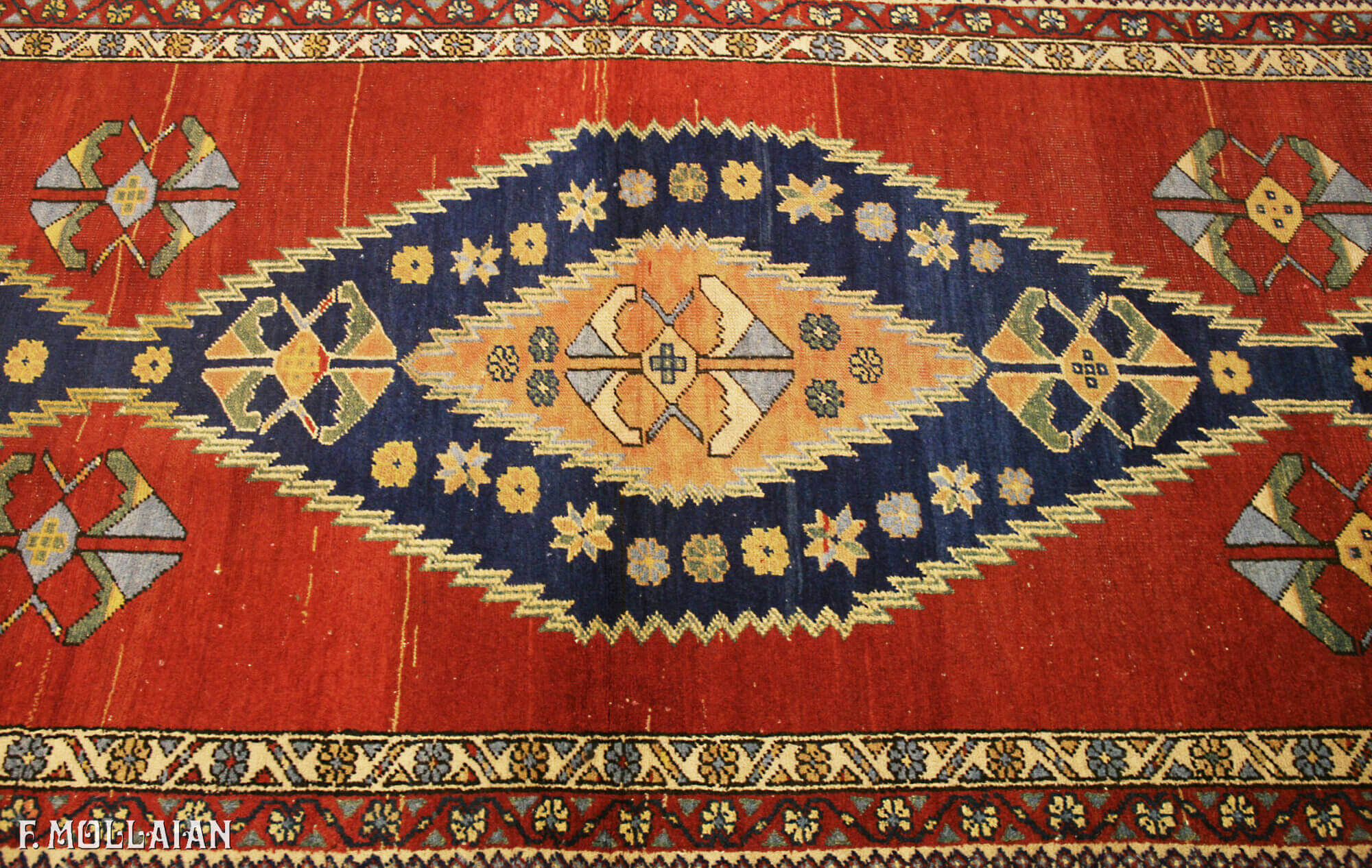 Antique Persian Bakshaish Runner n°:52769840